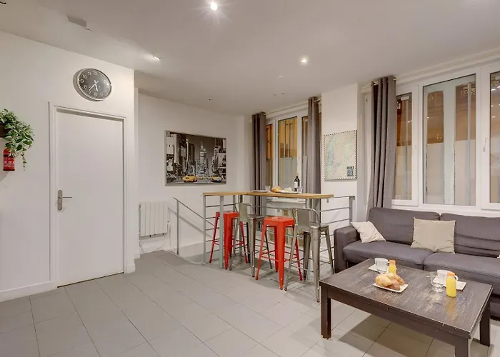 Bluestay 200 - Superb Apartment